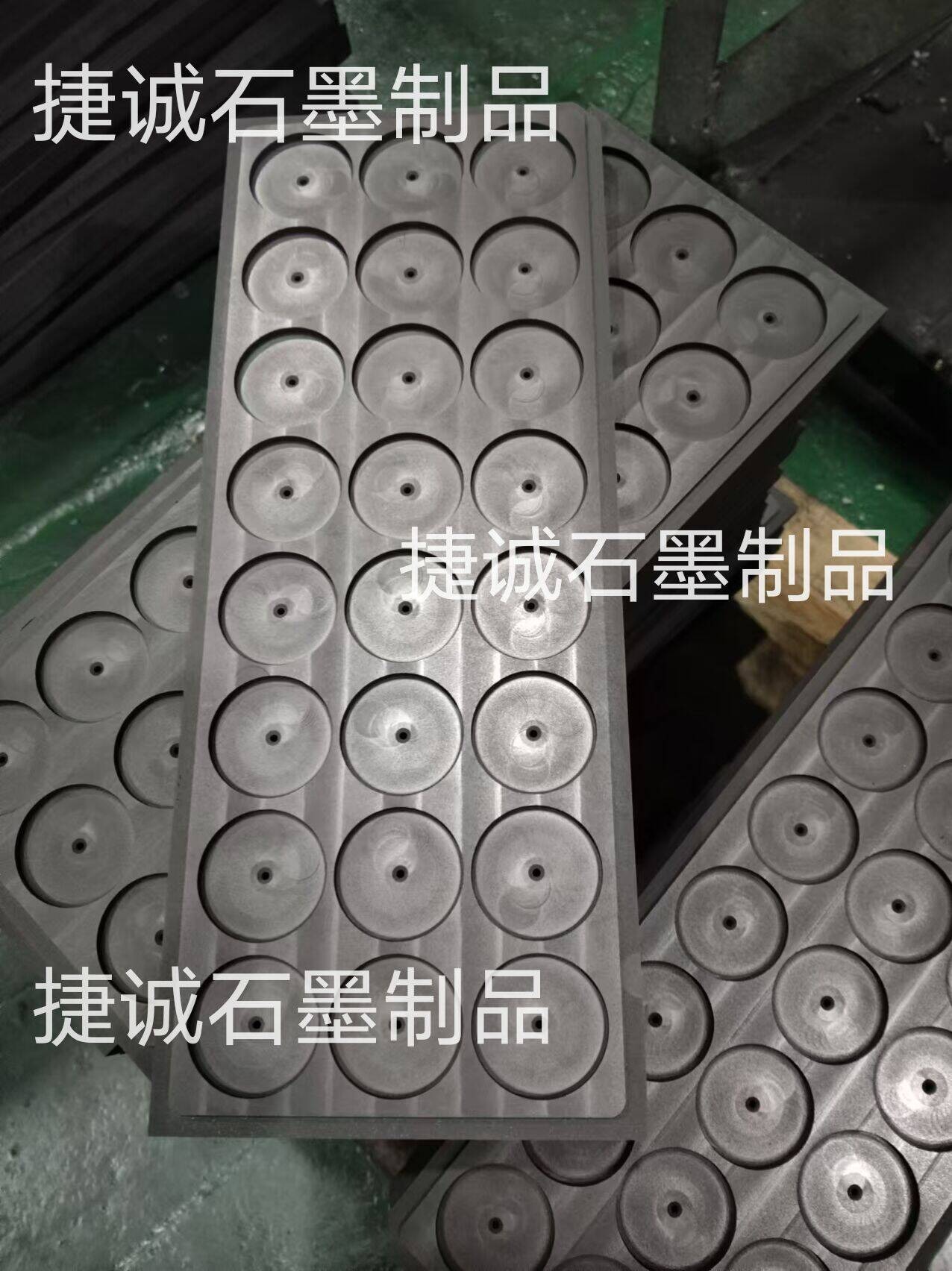電子器件燒結(jié)用石墨治具，半導(dǎo)體封裝石墨模具，電子燒結(jié)石墨模具，燒結(jié)石墨模具，石墨模具，石墨治具，電子燒結(jié)石墨模具加工，石墨模具加工，石墨模具生產(chǎn)廠(chǎng)家